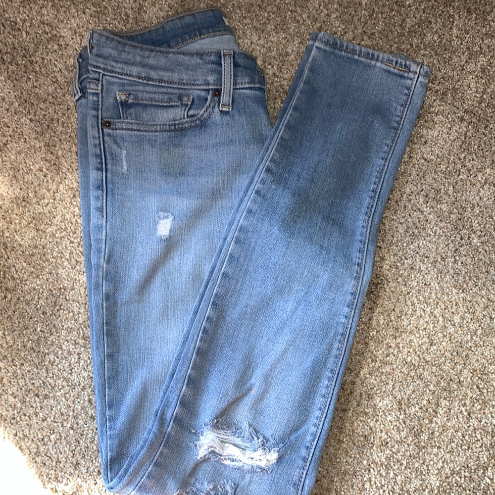 711 Levi’s Skinny Jeans